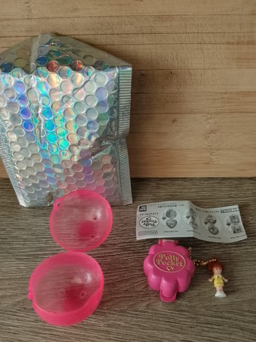 Polly pocket capsule - capsule, toy