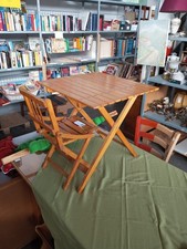 Reguitti tavolino con sedia