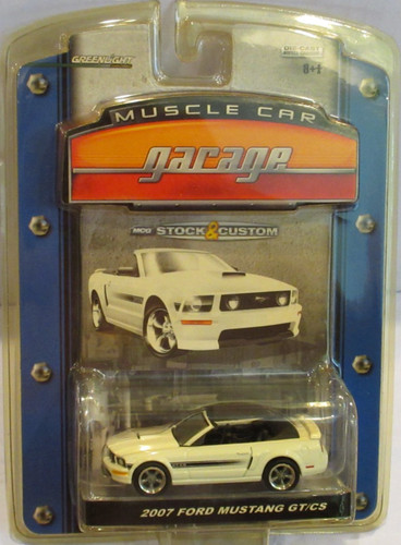 Greenlight muscle car garage - car,