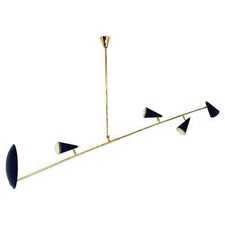 Lampadario controbilanciato a