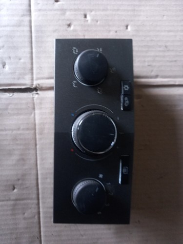 Ricambi usati 13308174 comandi - 13308174,
