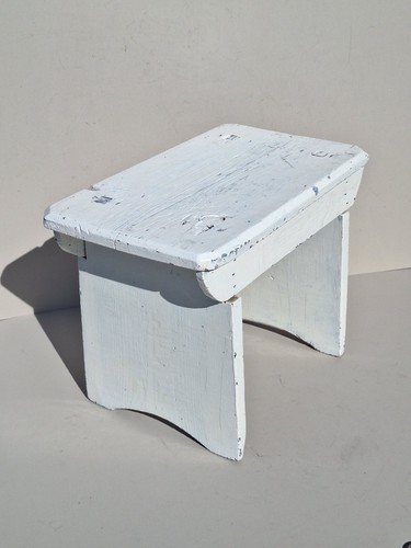 Sgabello legno verniciato - in,