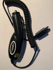 CARICATORE AUTO MOTOROLA  CARICA BATTERIA V60 V66  V70 V80 T720