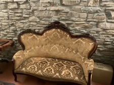 Antiquariato divano più due