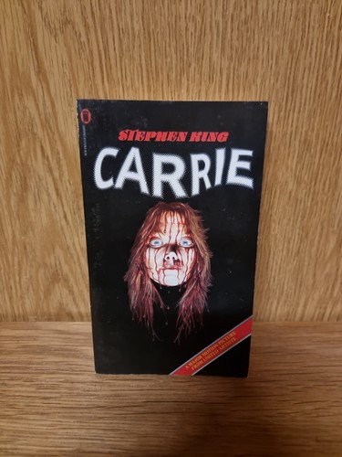 Carrie stephen king - carrie,
