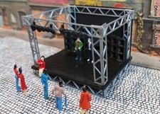 1:45 | Palco all'aperto