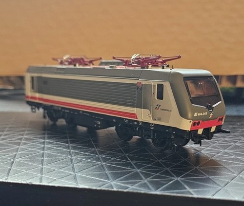 Locomotiva vitrains 464 343 - locomotiva, e.464.343