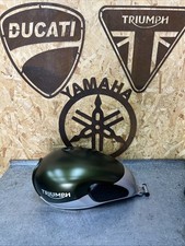 serbatoio benzina triumph