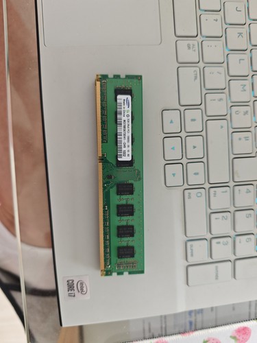 Barrette mémoire 2go ram ddr3 - barrette,