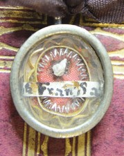 relic reliquary reliquia