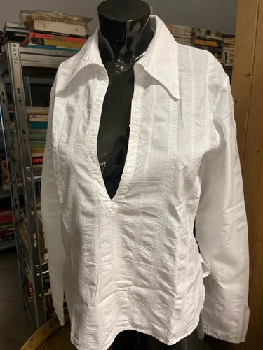 Camicia bianca tessuto operato