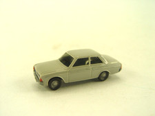 Ford 20 M in grigio chiaro -