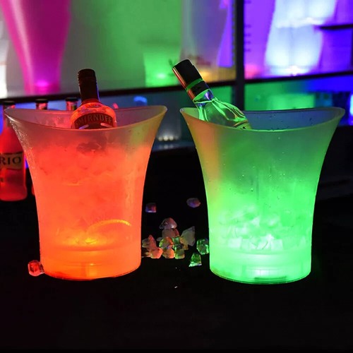 Secchiello ghiaccio bar night - secchiello,