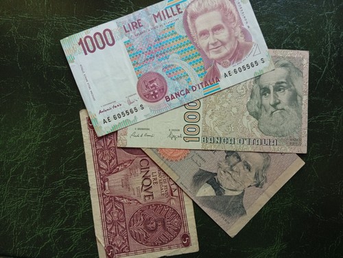 Italy banknotes - italy,