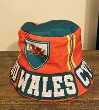 Cappello secchiello rosso Galles bandiera gallese e stampa Cymru accessorio tifosi calcio