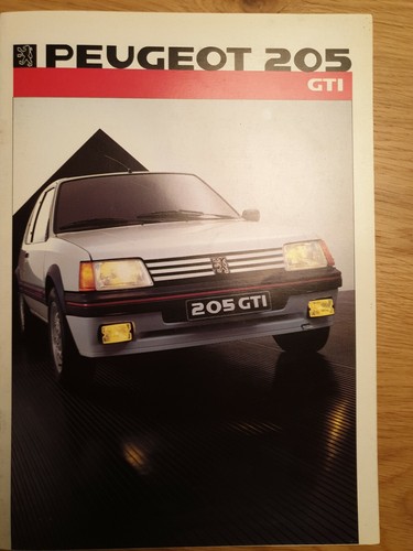 Brochure depliant catalogo - brochure,