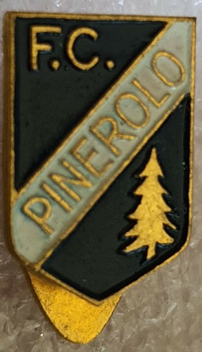 Distintivo calcio pinerolo - calcio,