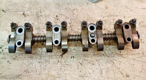 Albero oscillante motore