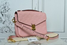 Louis Vuitton Pochette Metis