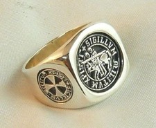 ANELLO CAVALIERE TEMPLARE CON CROCE IN ARGENTO STERLING 925 MASSICCIO