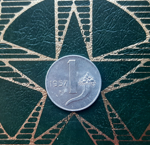1 lira 1957 - 1,