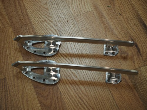 Paramount figure skate blade