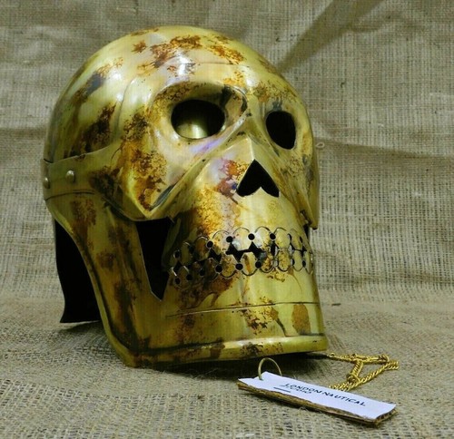Elmetto guerriero medievale