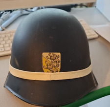 Antico elmo elmetto svizzero