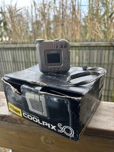 Nikon coolpix twist 1 mp - nikon,