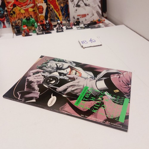 Batman the killing joke prima - batman,