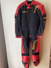 Tuta Moto E Guanti AXO