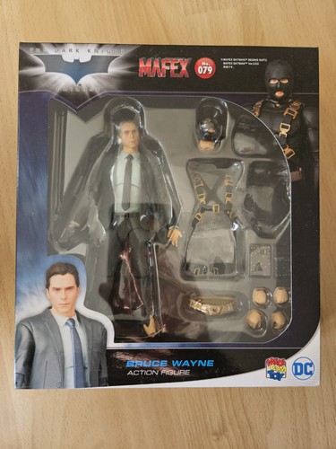 Personaggio bruce wayne mafex - personaggio,