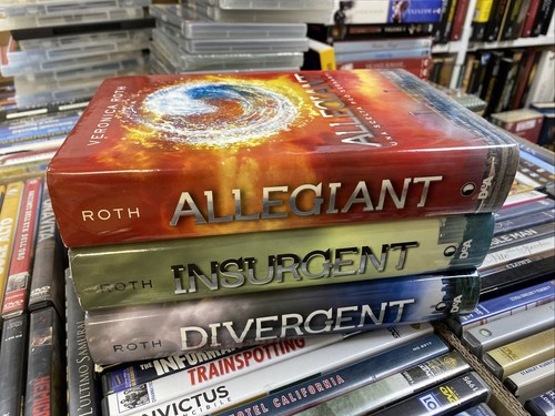 A105 divergent allegiant - a105,
