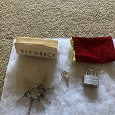 Magia vintage. Key-R- Rect. Lucchetto e Chiavi Magia da Collezione