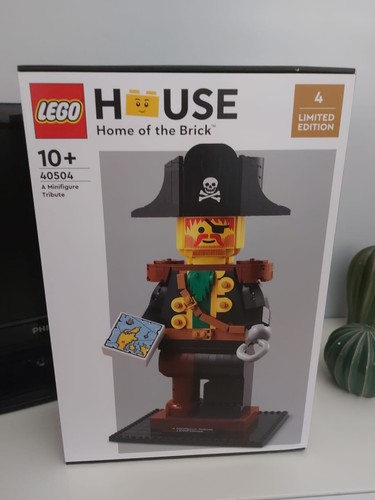 Lego house exclusive set - lego,