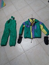 completo da neve verde per bambino/a (giacca, pantaloni, guanti) €13,5