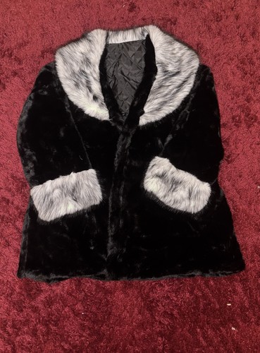 Cappotto in pelliccia - 🖤,