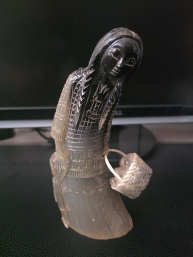 Vintage carved horn inuit - vintage,