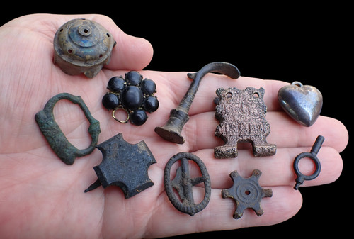 Reperti metal detector - metal,
