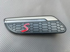 Mini Cooper S F55/F56 LCI Lift 63175A204E6 frecce laterali lato destro.