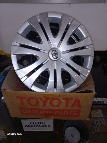 Cerchi copricerchi toyota - cerchi,