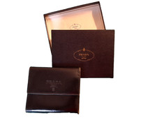Portafoglio Prada vintage, pelle nera con scatola originale
