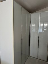 ARMADIO ALTA GAMMA A 5 ANTE AD ANGOLO CON ANTE IN VETRO TEMPERATO