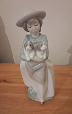 Statuina NAO by Lladro Che