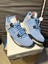 Air Jordan 4 Retro UNC