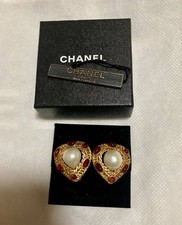 Orecchino vintage CHANEL 94A