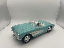 Chevrolet Corvette 1957 1:18