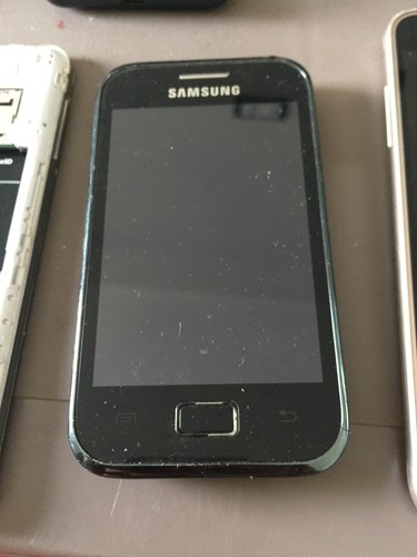 D3540nn smartphone samsung - d3540nn-smartphone,