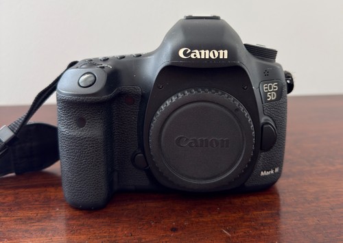 Canon eos mark iii - canon,