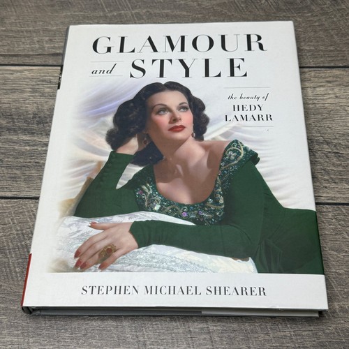 Glamour and style hedy - style,